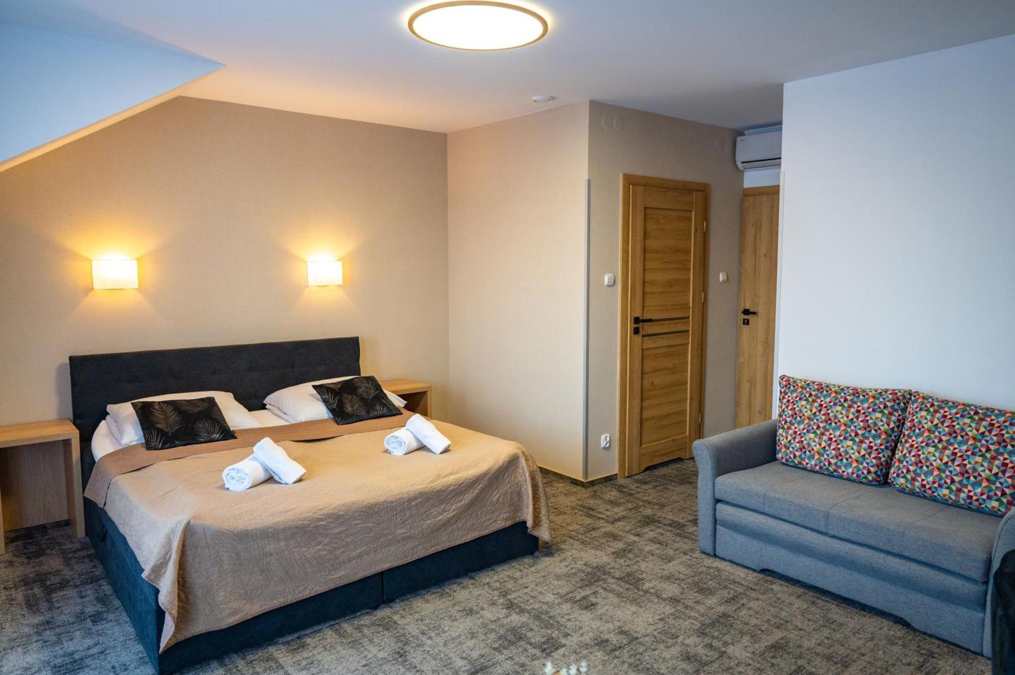 Hotel Duet Холм Екстер'єр фото