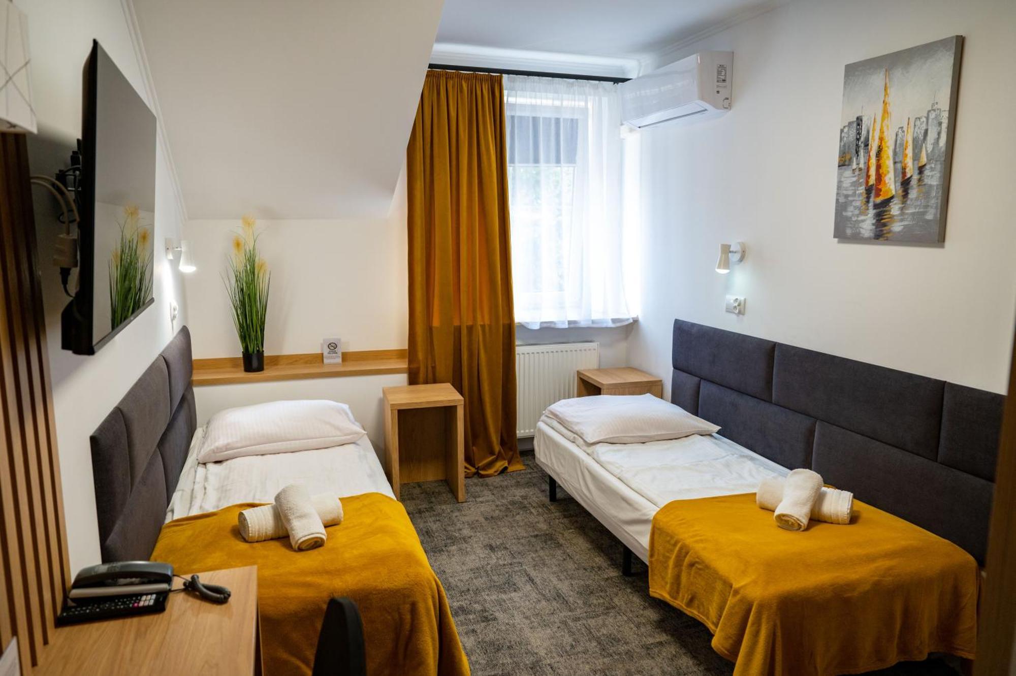 Hotel Duet Холм Екстер'єр фото
