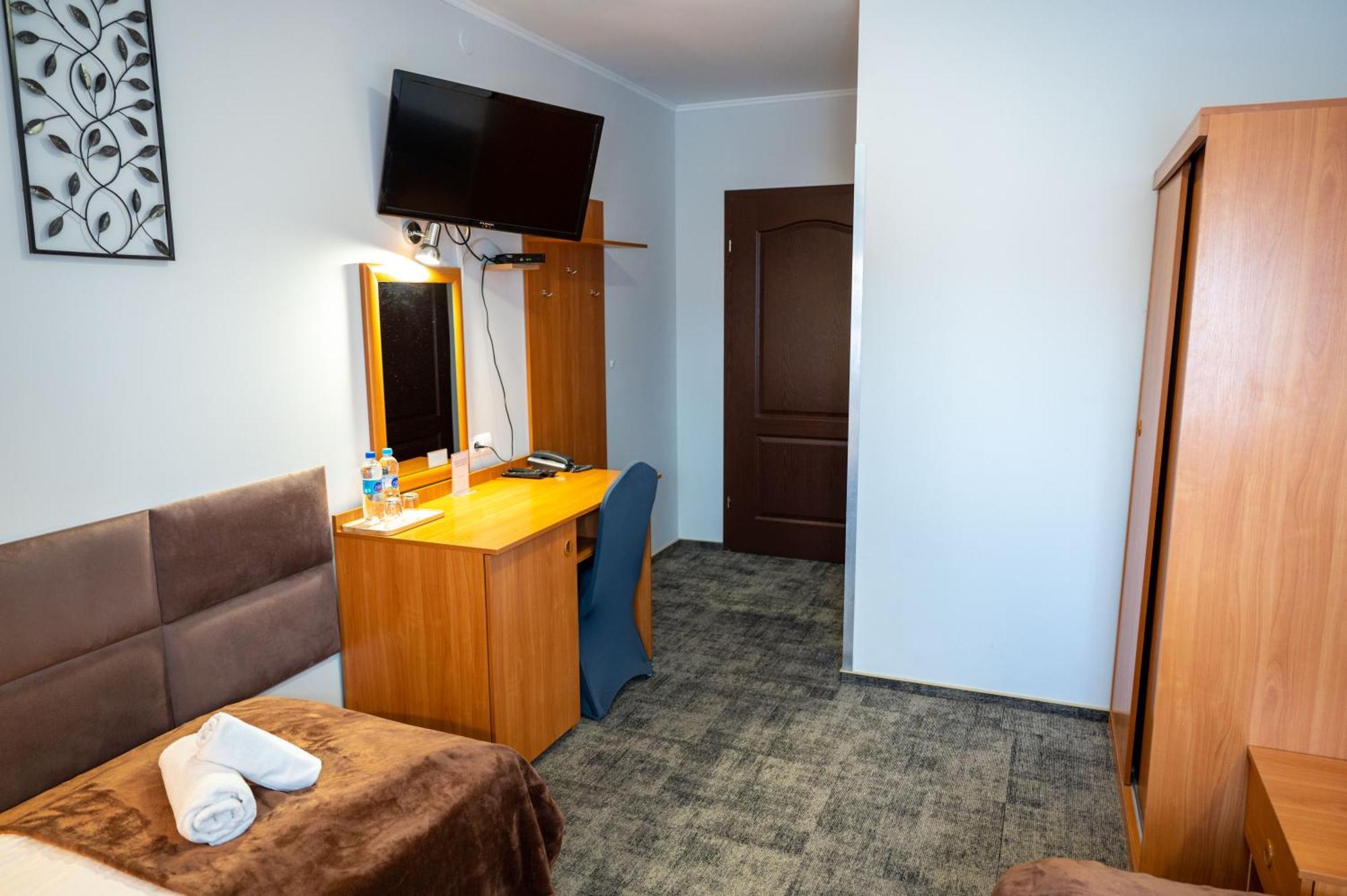 Hotel Duet Холм Екстер'єр фото