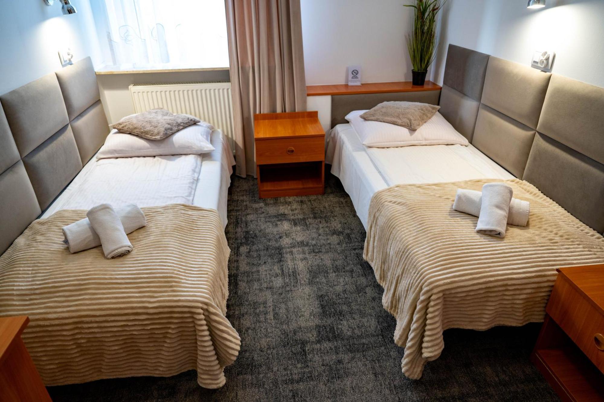 Hotel Duet Холм Екстер'єр фото