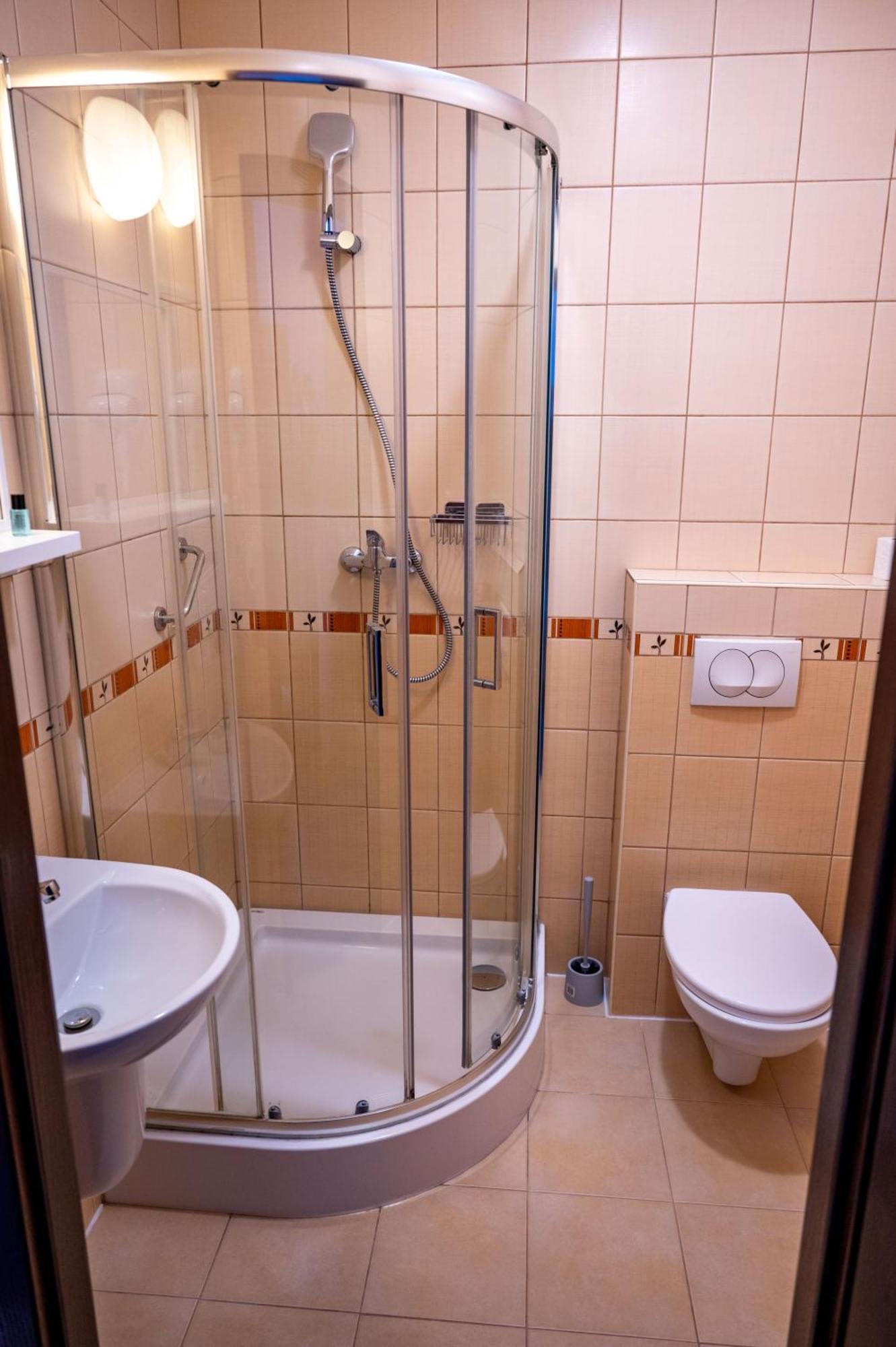 Hotel Duet Холм Екстер'єр фото